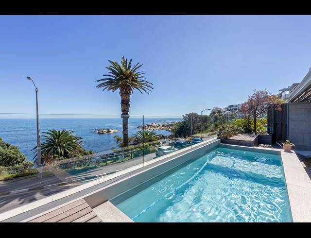 2 BEDROOM APARTMENT TO LET IN CAMPS BAY